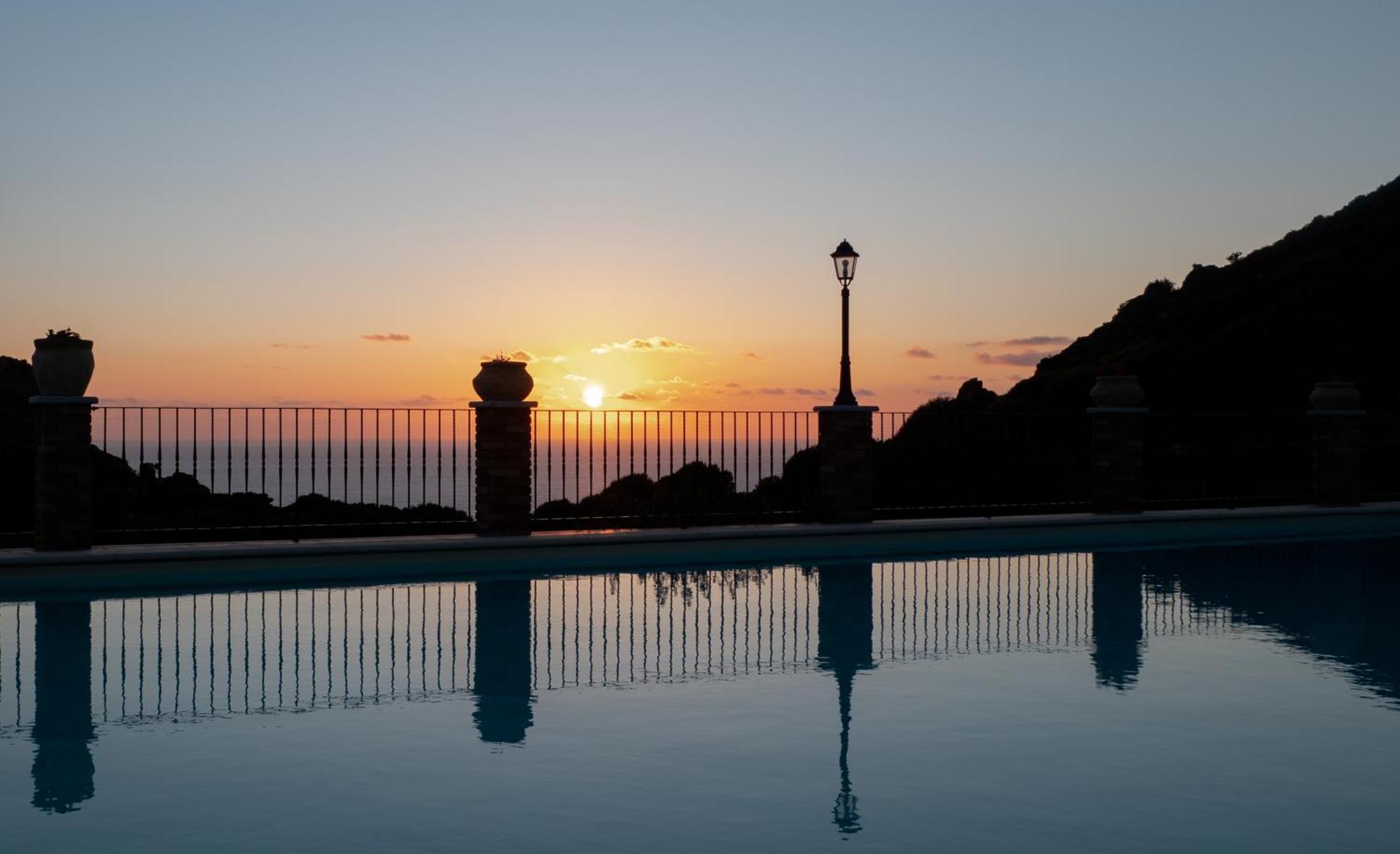 La Casa Del Mare Tanca Piras Villa Nebida Bagian luar foto